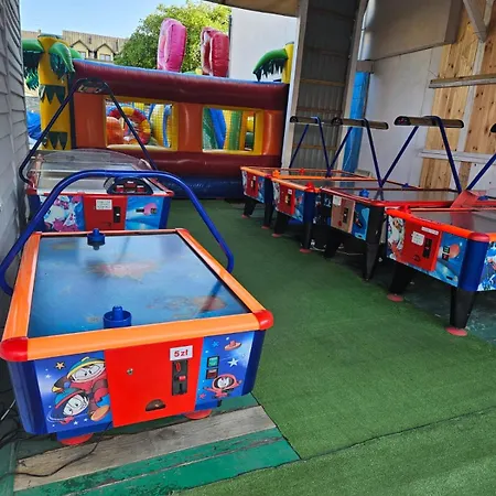 Aqua Dom Caloroczny Do 10 Osob Vila