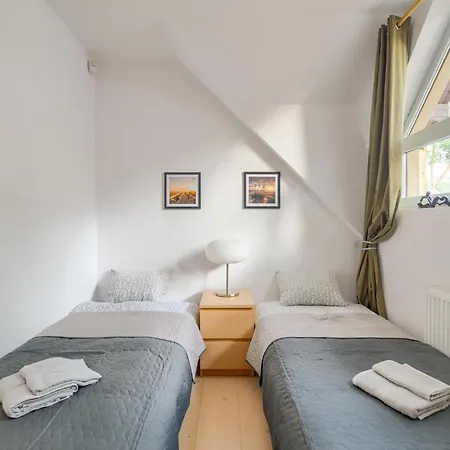 Aqua Dom Caloroczny Do 10 Osob Pobierowo