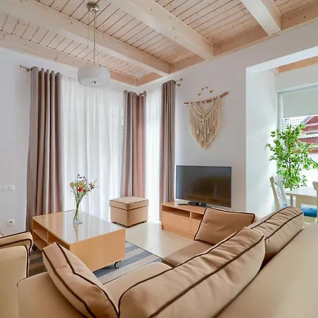 Villa Aqua Dom Caloroczny Do 10 Osob *