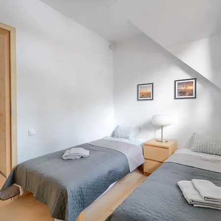 Aqua Dom Caloroczny Do 10 Osob Vila Pobierowo