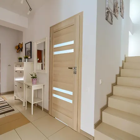 Villa Aqua Dom Caloroczny Do 10 Osob Pobierowo